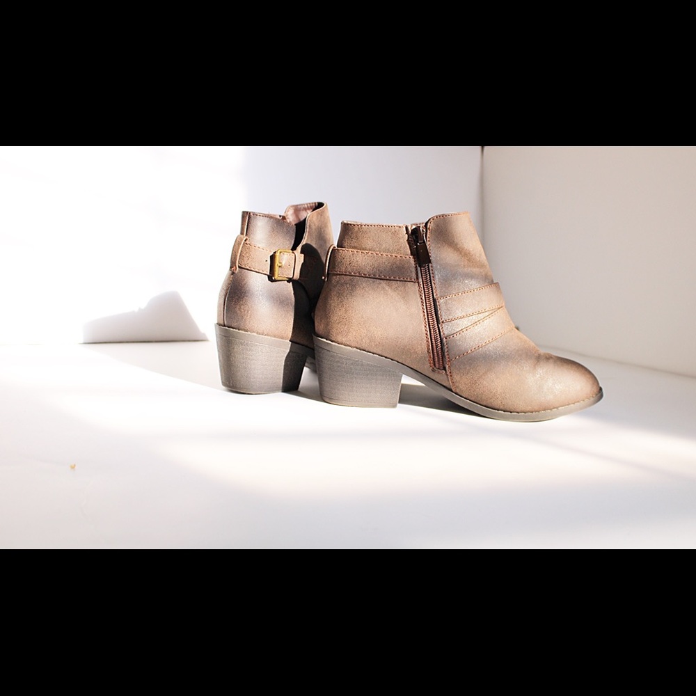 Forever New- Ankle Boots